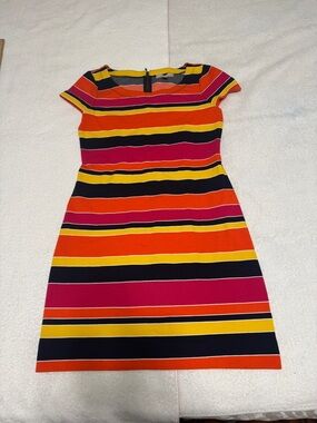 Banana Republic super stretch striped short sleeve bodycon dress size 6
